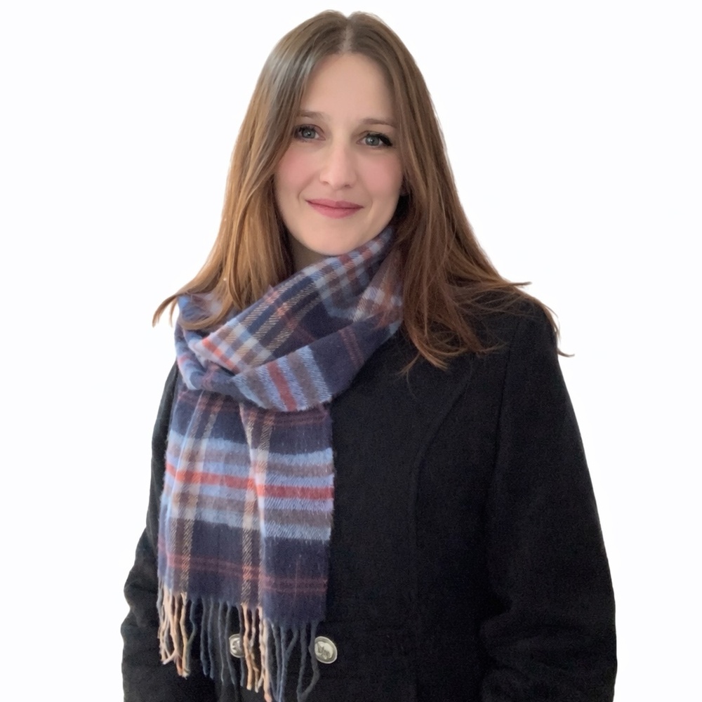 Ireland Merino Wool Scarf 🇮🇪 – Blue & Red Plaid - Made in Ireland - Picture 10 of 10
